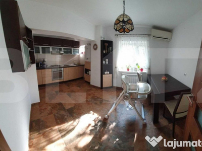 Apartament cu 3 camere, 100 mp, etaj intermediar, Rovinari