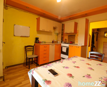 Apartament cu 3 camere in cartierul Vasile Alecsandri