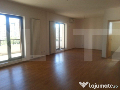 Apartament de 4 camere, 161 mp, semidecomandat, zona Panteli