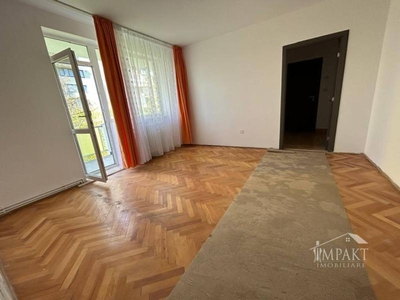 Apartament de vanzare cu 3 camere,in cartier Gheorgheni!