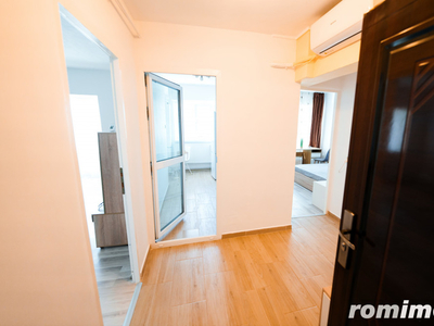 Apartament renovat de inchiriat 2 camere Rovine