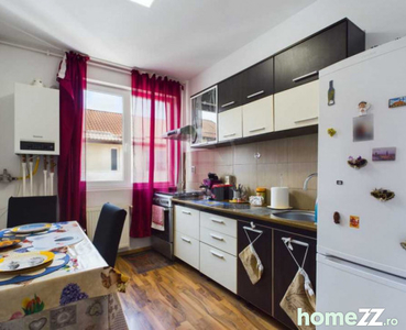 Apartament zona Ioan Rus