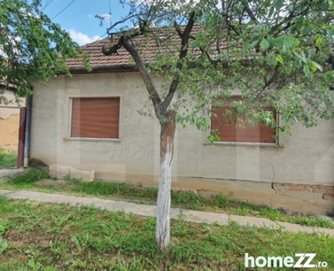 Casă la tara 2 camere in Vaida cu gradina de 2300 mp