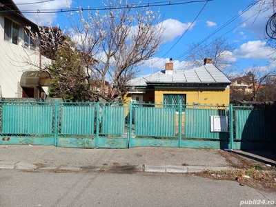 Casa Ploiești zona Sala Sportului - Rudului