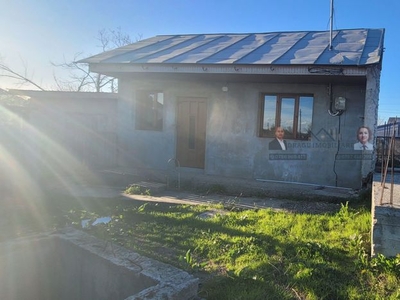 Casa si teren de 1054 mp/ Draganesti/ Tecuci/Galati
