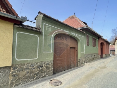 Casavila 2 camere vanzare in Sibiu, Rasinari