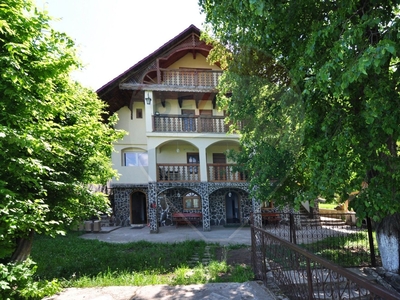 Casavila 6 camere vanzare in Cluj, Capusu Mare