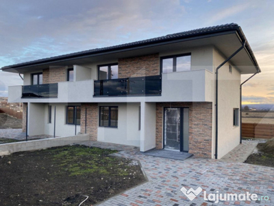 Duplex de vanzare in Jucu de Mijloc, 5 camere, teren 300 mp!