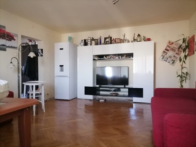 Inchiriere apartament 3 camere Militari, Lujerului, bloc reabilitat