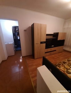 Închiriez apartament cu o cameră zona Obor Brăila