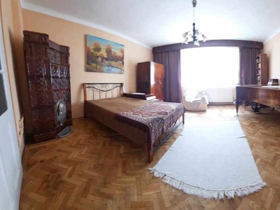 Ofer spre vanzare casa în Sighișoara ,str.Ana Ipatescu.