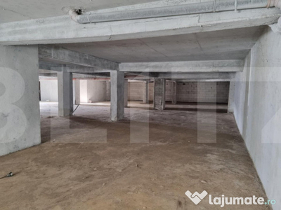 Spatiu comercial, 345 mp, in Baciu, zona Primariei