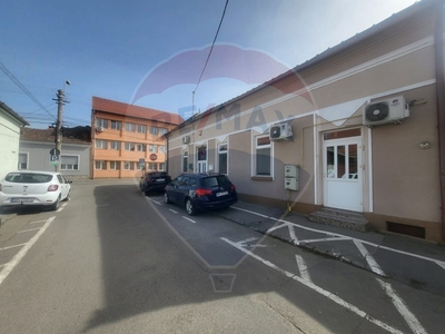 Spatiu comercial 51.3 mp inchiriere in Casă Vilă, Bihor, Oradea, Ultracentral
