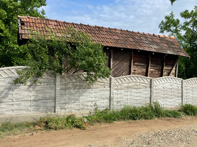 Teren si case Varvoru de jos-18 km de Craiova