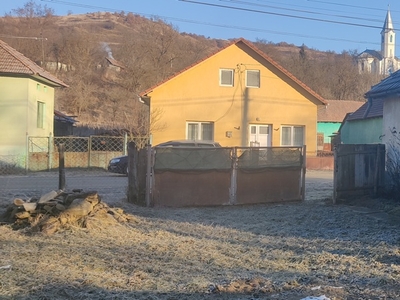 Vând casă comună Sânmartin judetul Cluj