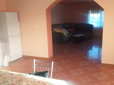 vila de vanzare 58000 negociabil