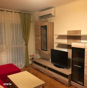 Apartament de vanzare decomandat 2 camere 60 mpu balcon Piata Cluj