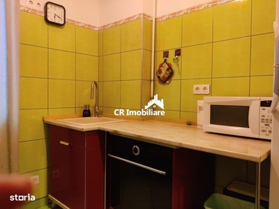 Apartament cu 4 camere, zona Winmarkt!