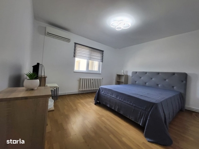 Apartament cu 2 camere Palas Moll Hala Palatul Culturii Moldova Moll