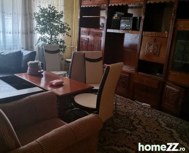 Apartament cu 4 camere cartier E3 parter