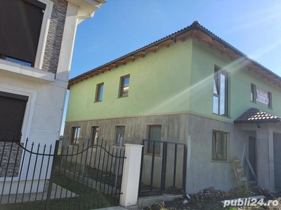 Casă Duplex in Calea Urseni, P+1E, 4 camere, pret 210000 euro negociabil