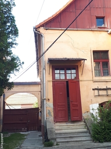 Casa de vanzare