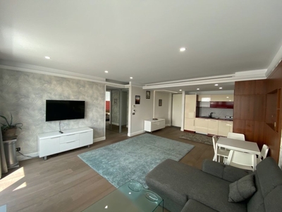 For rent luxury apartment Cortina Residence