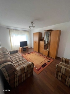 Apartament la mansarda cu scara interioara