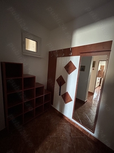 Inchiriez apartament 2 camere Ploiesti Vest