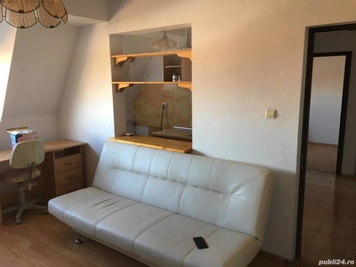 Inchiriez apartament 3 camere