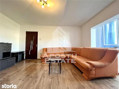 Apartament 3 camere + 3 balcoane, decomandat, complex Lux Copou, Iasi