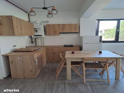 Apartament cu 3 camere de vânzare în zona Valea Borcutului