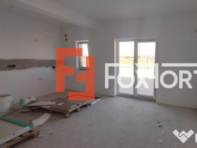 Apartament 2 camere, zona Torontalului - Acces spatiu verde