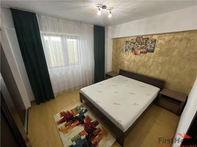 Apartament 2 camere,mobilat/utilat, etaj 4, zona Finante