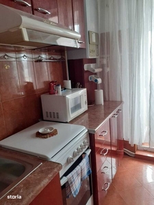 Apartament 3 camere, 72mp, cartierul Darmanesti, str Constantin Matase