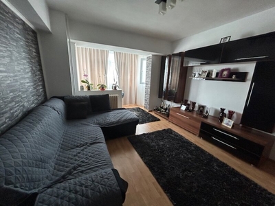 Apartament 3 camere Iuliu Maniu cu Apusului, ap