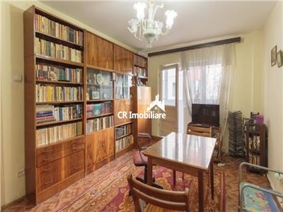 Apartament 4 camere Oltenitei Eroii Revolutiei