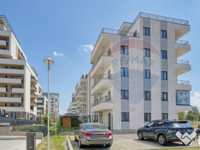 Apartament cu 2 camere, de vânzare, cu grădină și par...