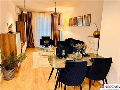 Apartament superb de 2 camere Damaroaia