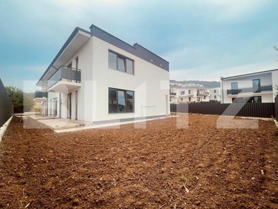 Duplex de vanzare, 111 mp , 300 teren, strada Magnoliei