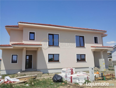 Duplex superb spatios - compartimentare excelenta - toate ut