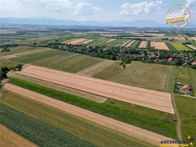 FILM! Parcele teren agricol si urban, Sancraiu