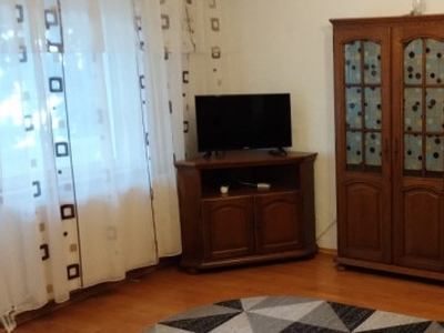 Inchiriez Apartament 2 camere Buzau Brosteni