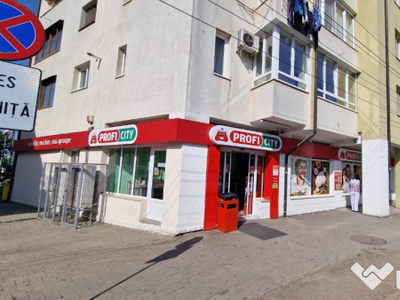 Spatiu comercial - 268 mp parter + 423 mp + parcare privata Burdujeni