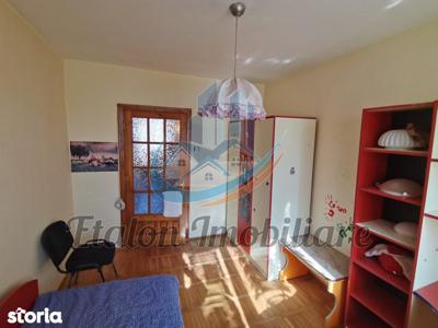 Apartament 4 Camere, decomandat, 104mp, Maratei