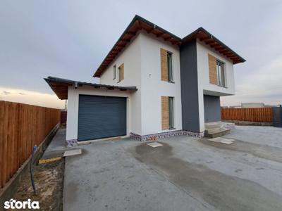 Vila,izolatie exterioara 15 cm,Zona LIDL, Strada Mironescu, Stefanesti