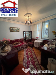 Ap 3 cam, str. Lămâiței, et. 2. Preț 48.000 eur