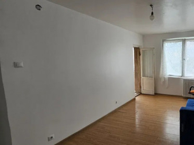 Apartament 2 camere Crangasi-Necesita Renovare