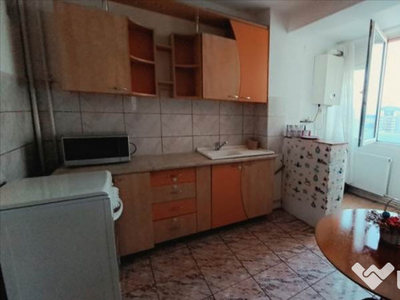 Apartament 2 camere etaj intermediar Astra, Brasov