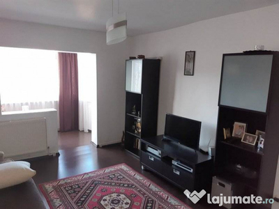 Apartament 3 camere decomandat etaj intermediar zona Judetea